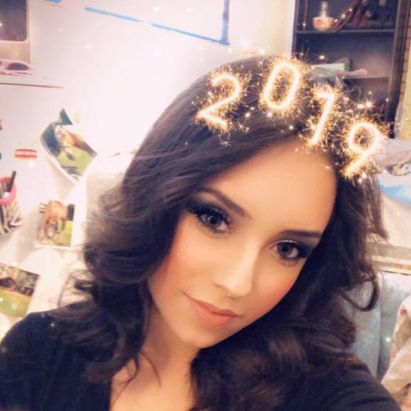 Meet your Posher, Elizabeth - Picture 1 of 1